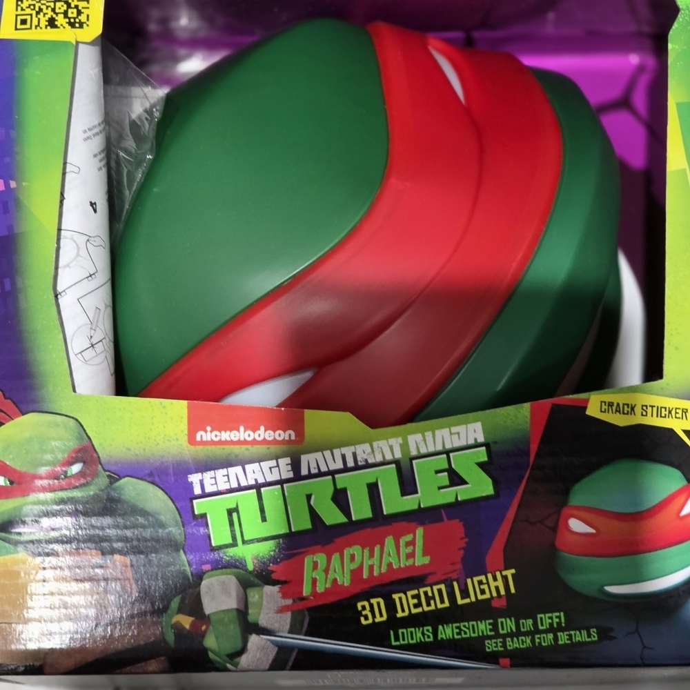 Nickelodeon TMNT Raphael 3D Light with Red and Green(new In Box)